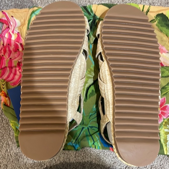 Farm Rio Raffia Sandals - Picture 4 of 5